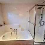 아파트 Geraeumige Mit 4 Betten Und Balkon 보덴하임