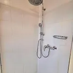 Geraeumige Mit 4 Betten Und Balkon * 보덴하임
