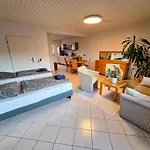 Geraeumige Mit 4 Betten Und Balkon *