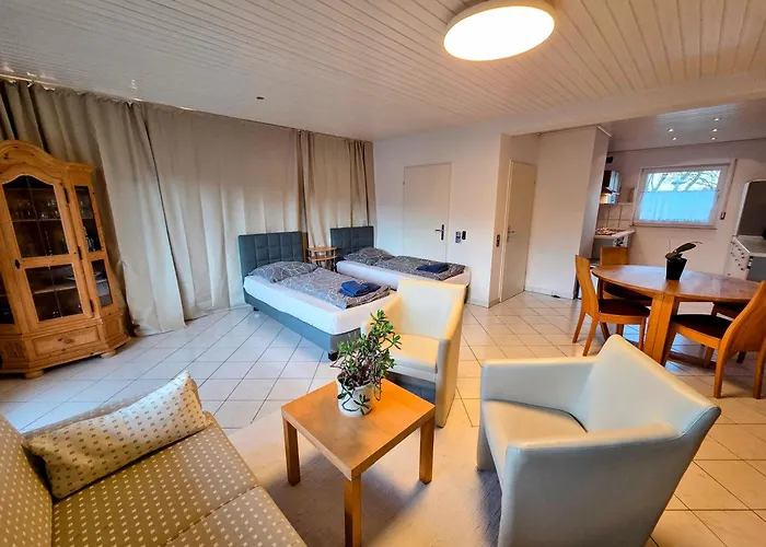 Apartamento Geraeumige Mit 4 Betten Und Balkon Bodenheim