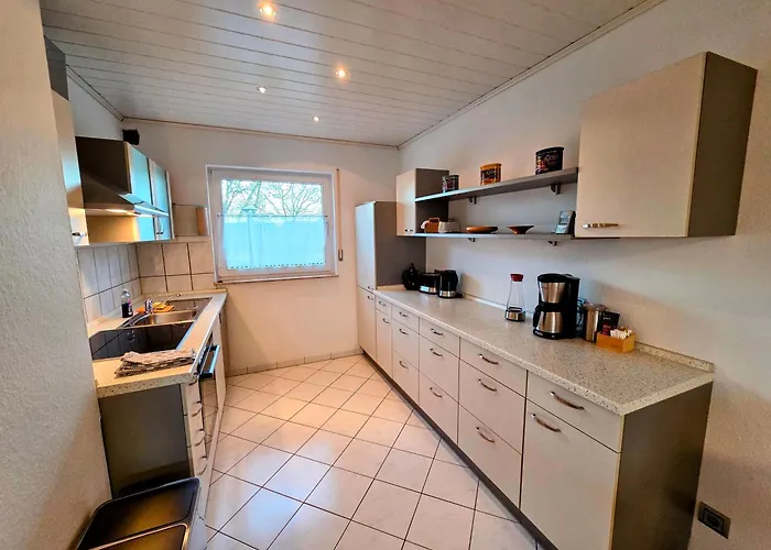 Geraeumige Mit 4 Betten Und Balkon Apartamento