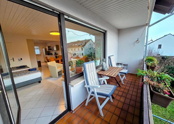 Geräumige Mit 4 Betten Und Balkon Apartment *