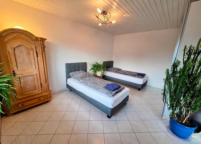 Geräumige Mit 4 Betten Und Balkon Apartment *