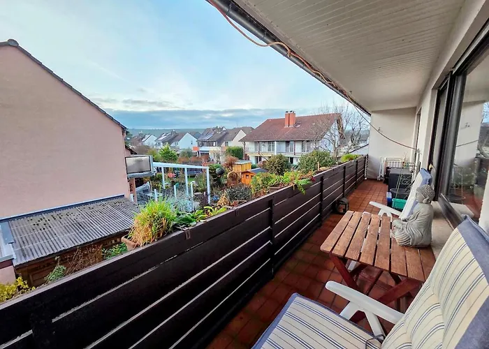 Geräumige Mit 4 Betten Und Balkon Apartment *